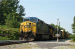 CSX 698 leads a northbound train